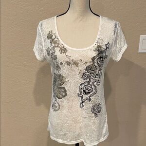 Earth Yoga White Floral Short Sleeve Top